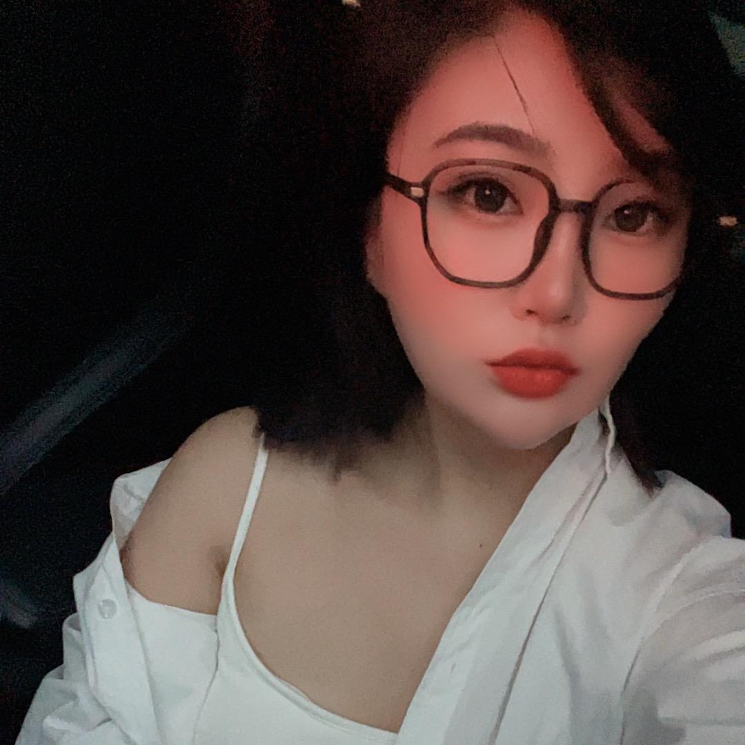 十五姐姐🎀微胖