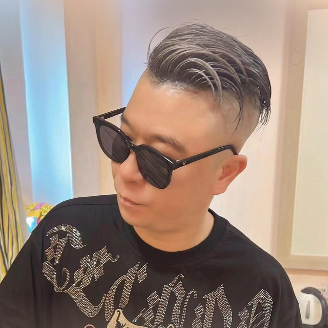 💋刘   口水
