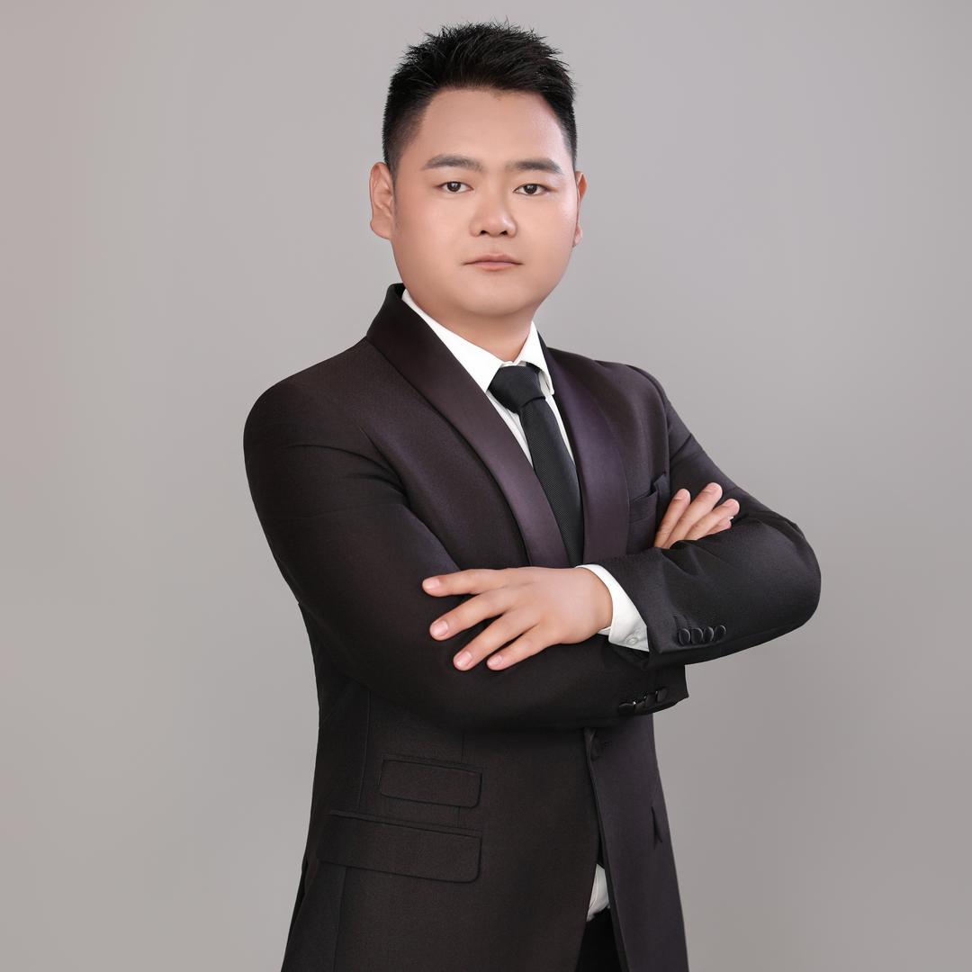 成都奔驰商务车批发中心～伟老板