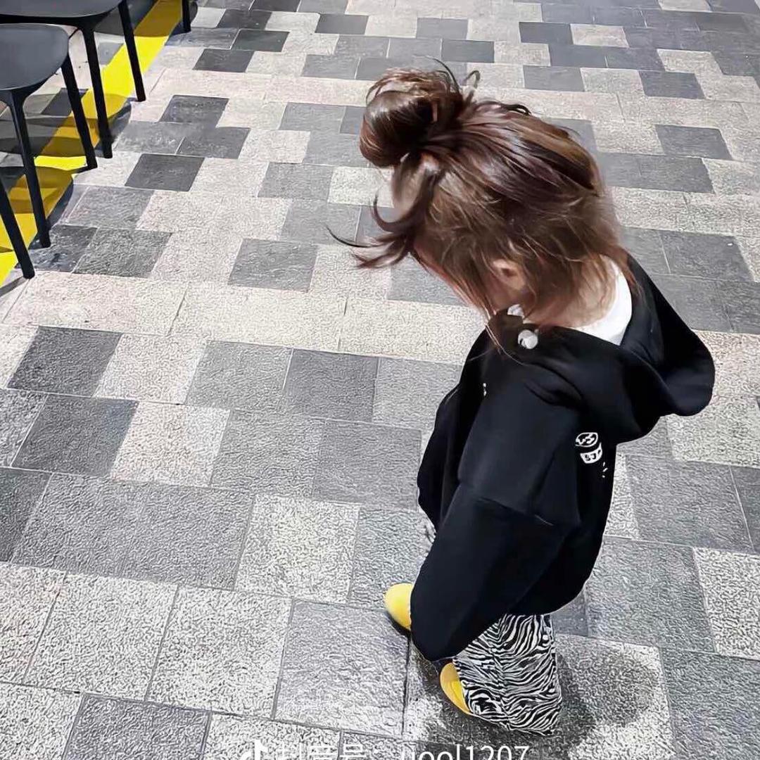 小 子亥 子.