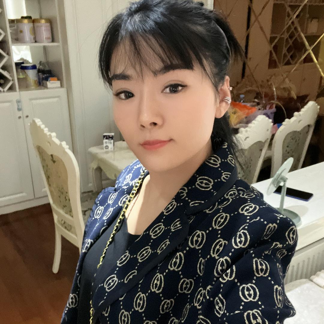 伟芹美食（周格格无骨鸡爪工厂）