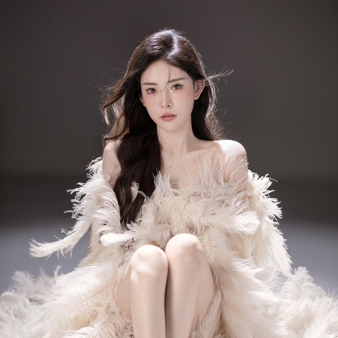 YUE YUE-