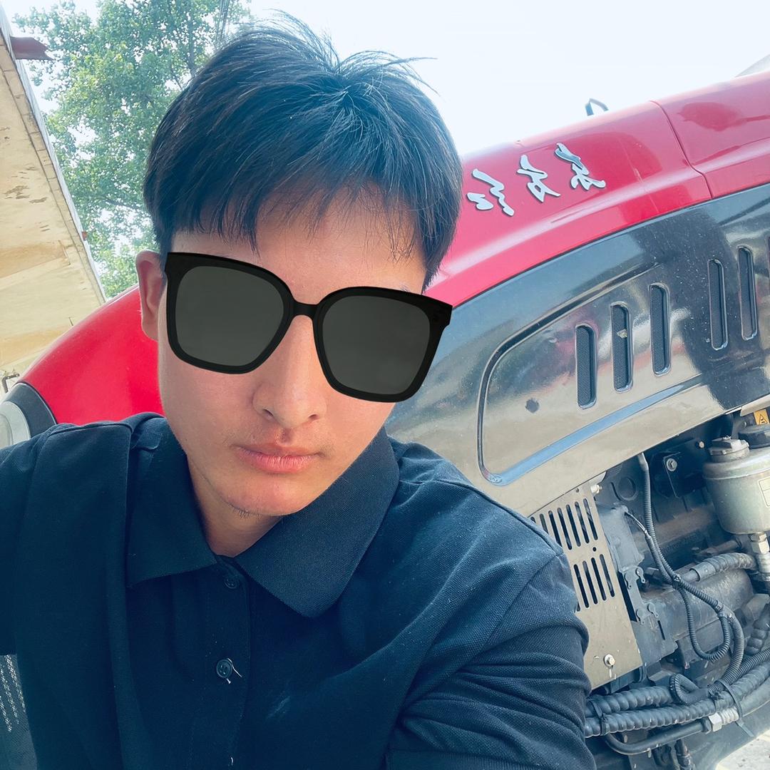 小黑辉