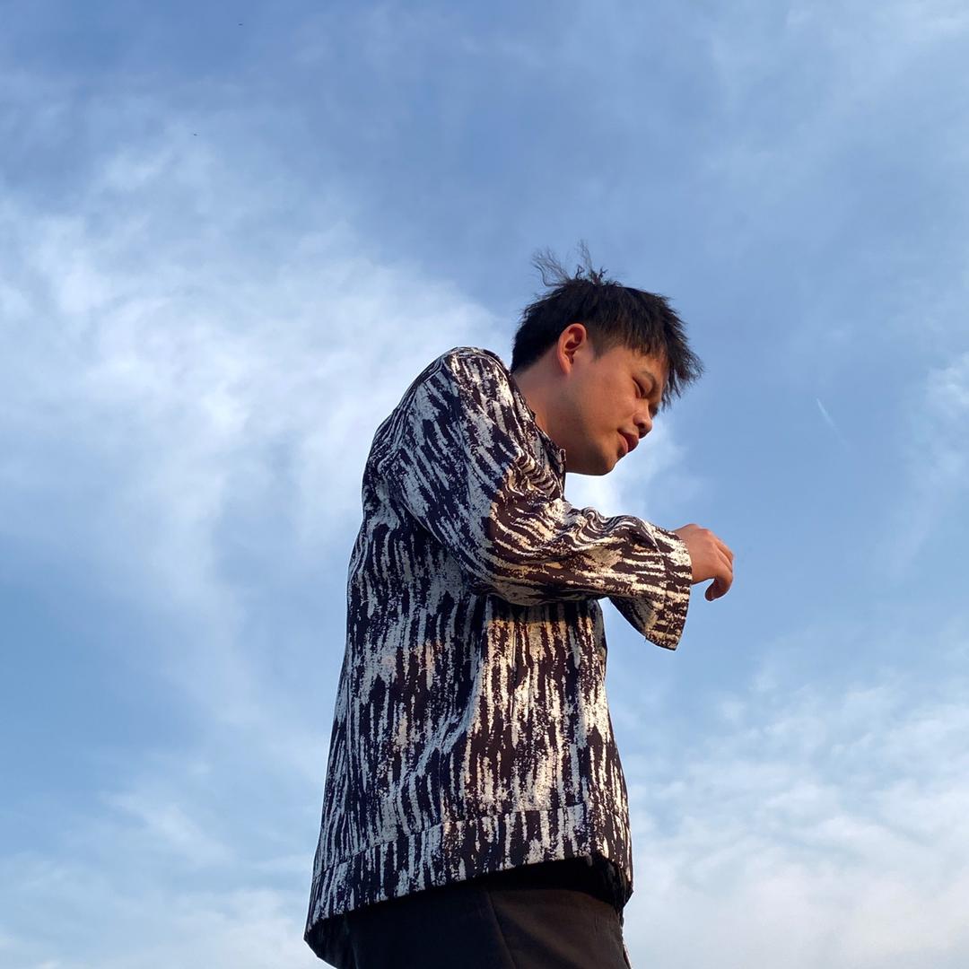 隔壁老王.