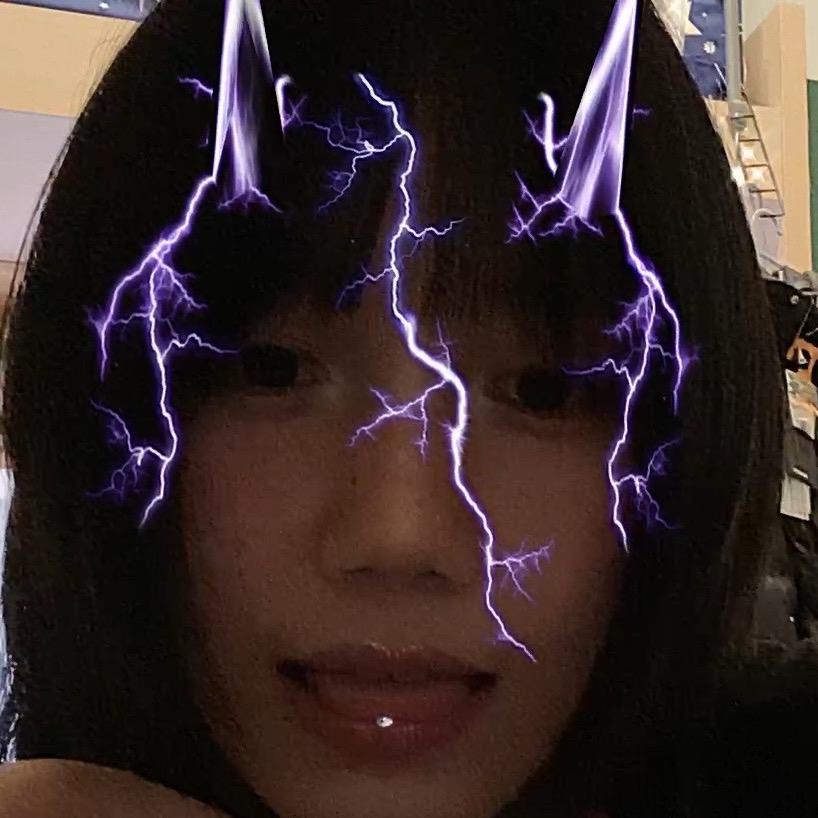 哈哈酱（放弃学化妆版）