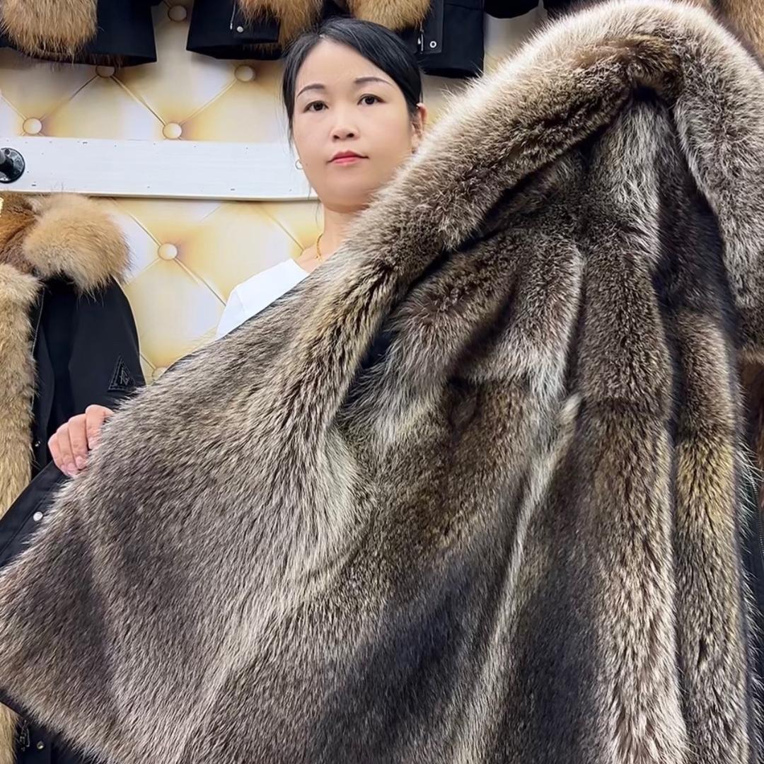 HM嘉之韵男装派克