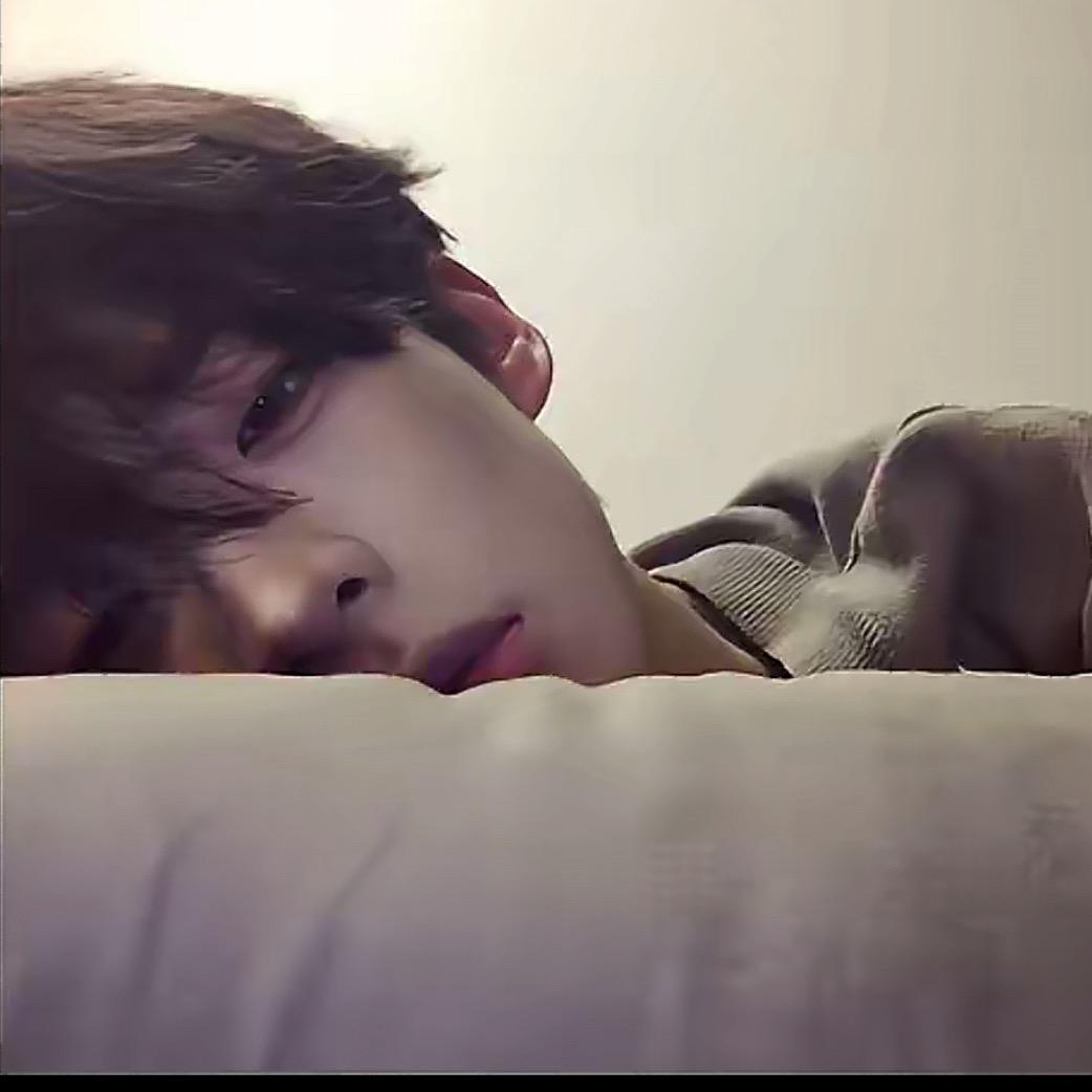 小何只想睡个好觉