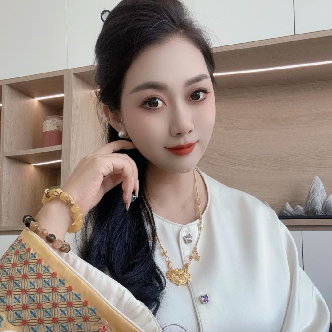 酒泉无人机培训-佳琪