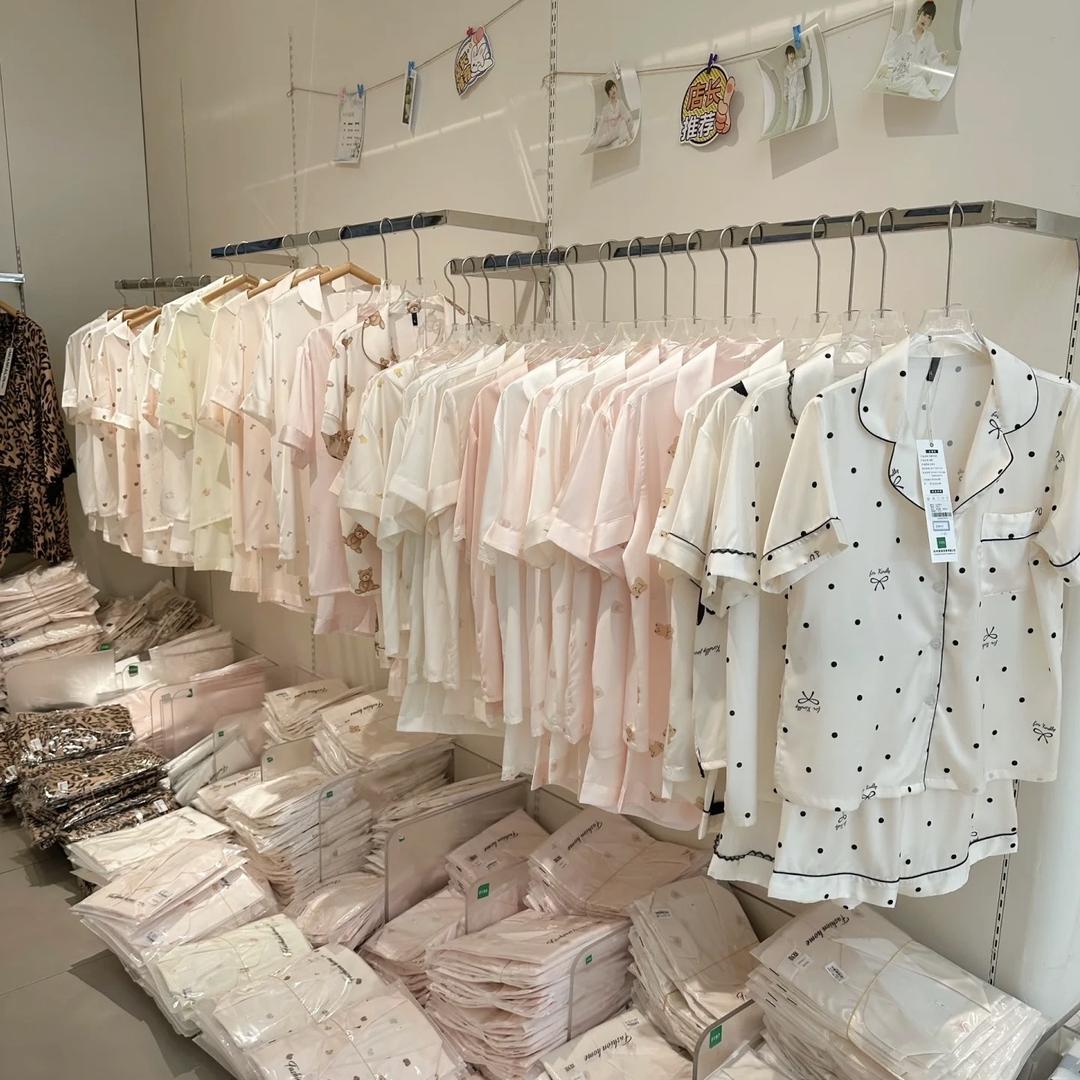 成锅锅家居服(实体睡衣批发)