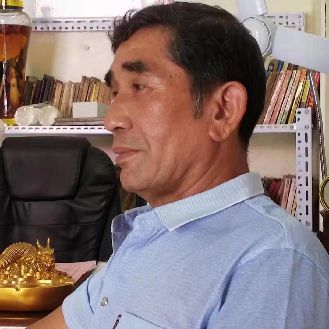 韦富元评吉断凶（助理）