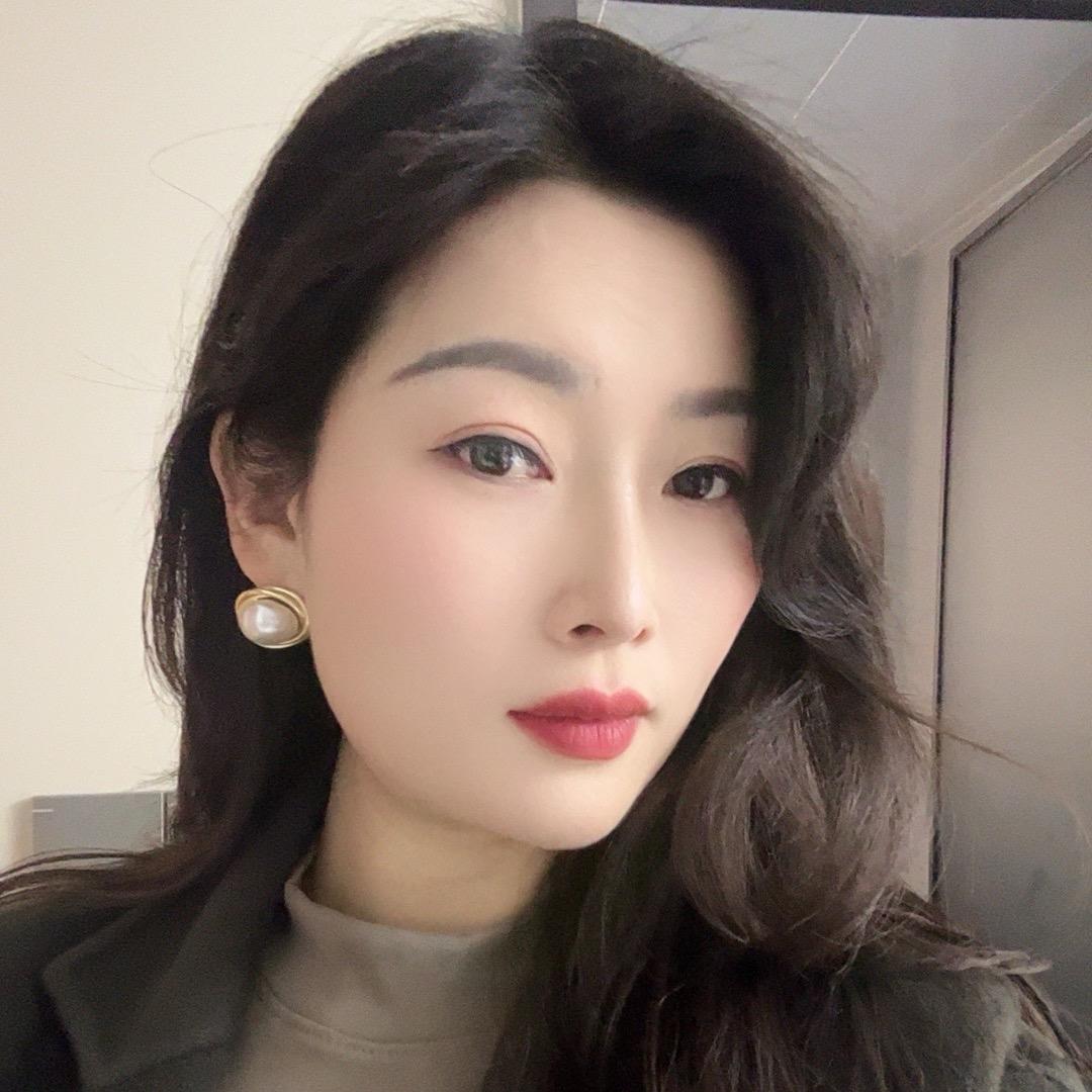 @钟宛臻
