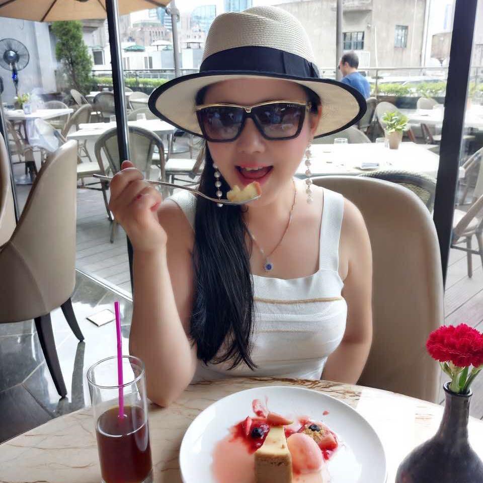 陆家嘴小阿姨