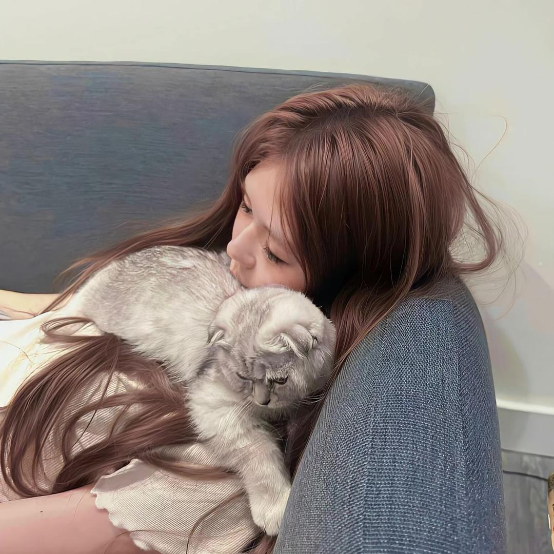 🐾