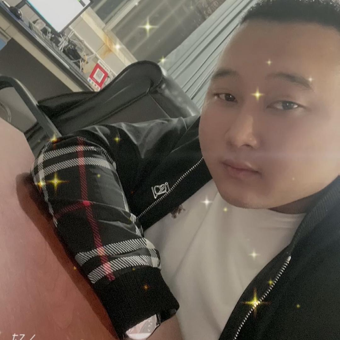 洪先生