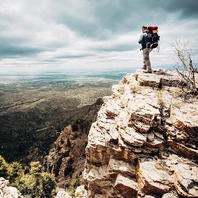 户外服饰尾货精选