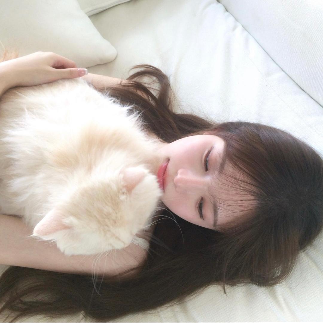 我的兔牙被萌掉了