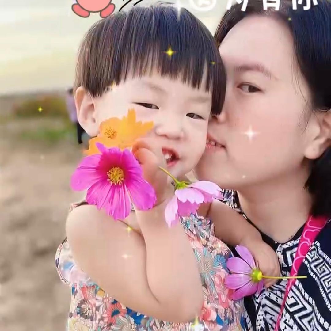 a是等等麻麻吖 . 💋