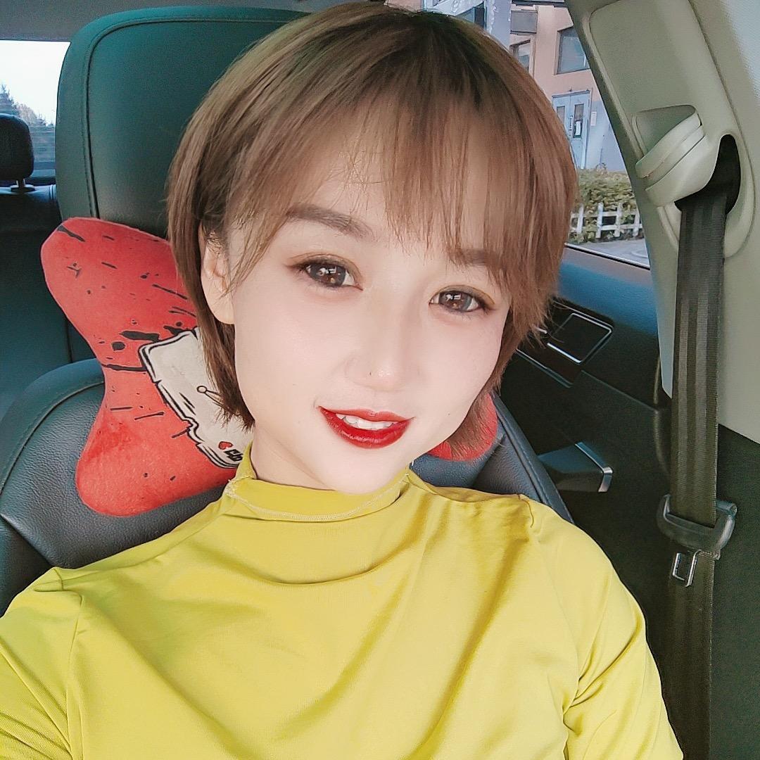 扎👧🏻的小辫子