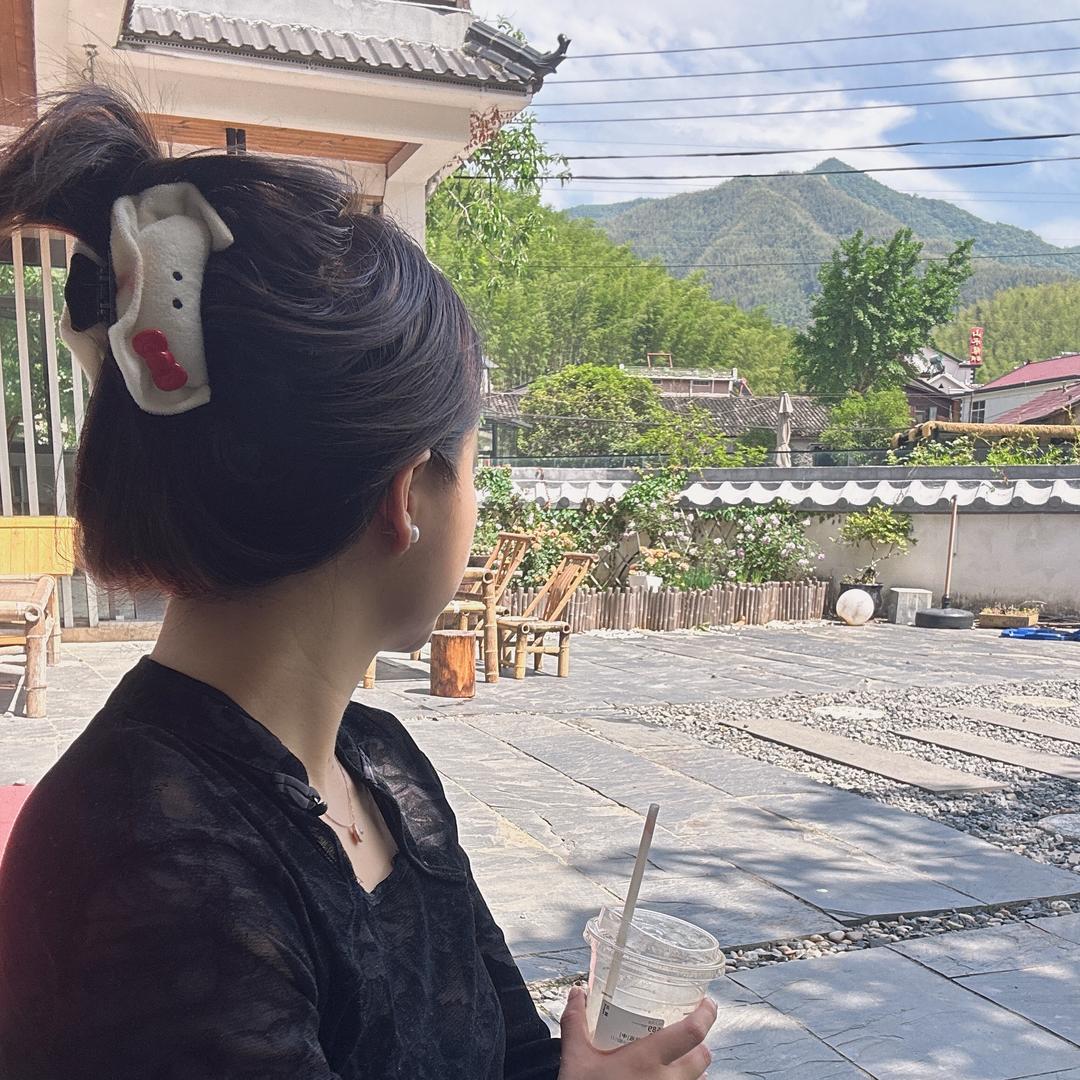 月亮湾蕞懒老板娘♥️