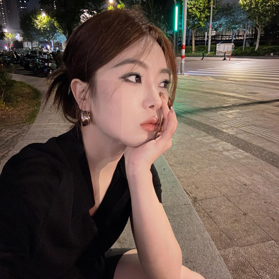 何政发型工作室官方号