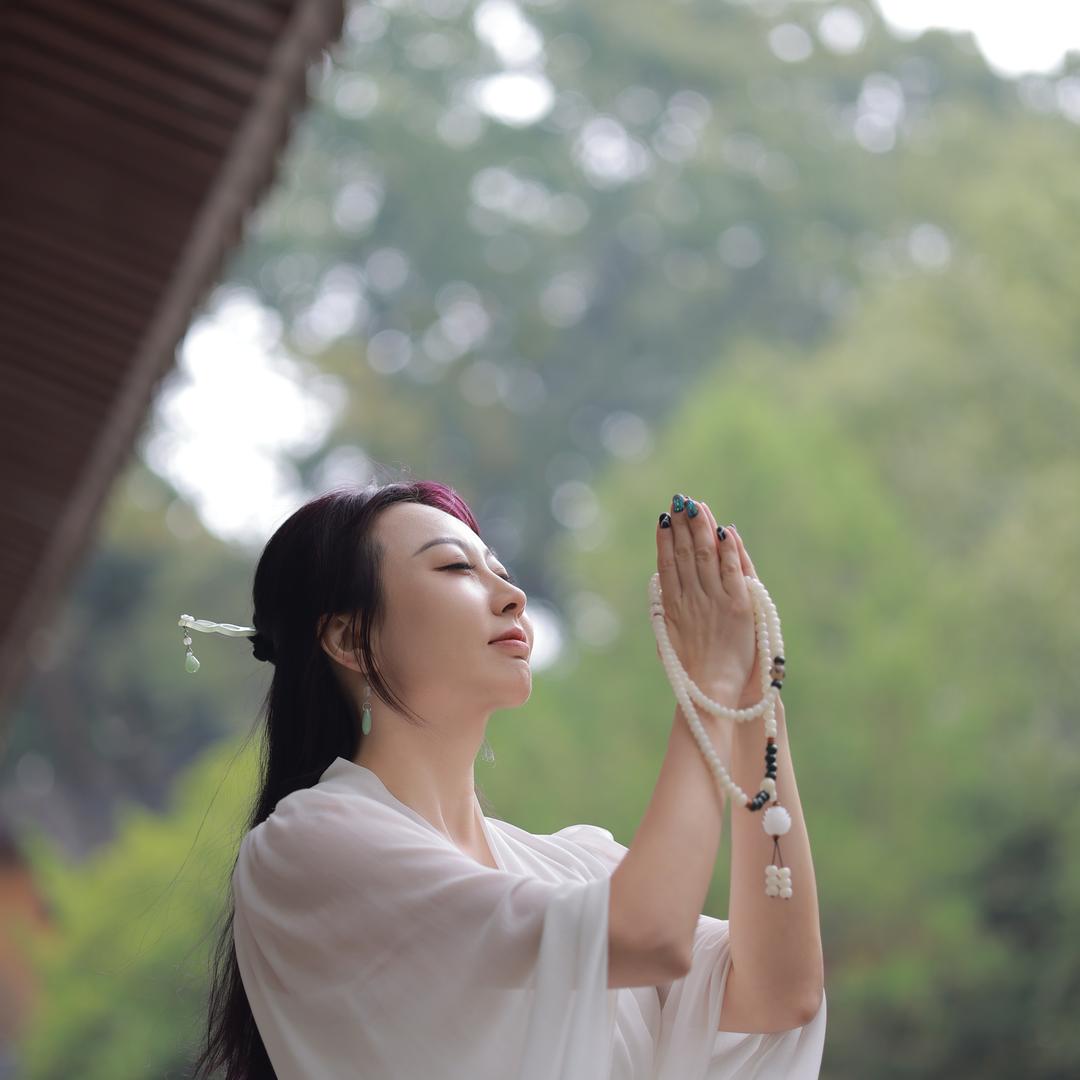 张昕悦
