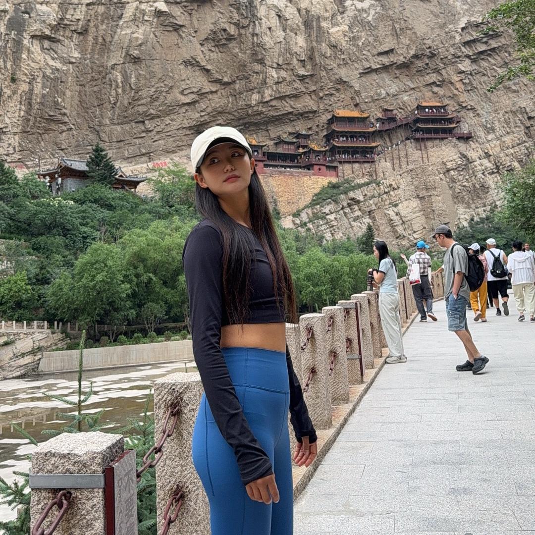 小黑妮
