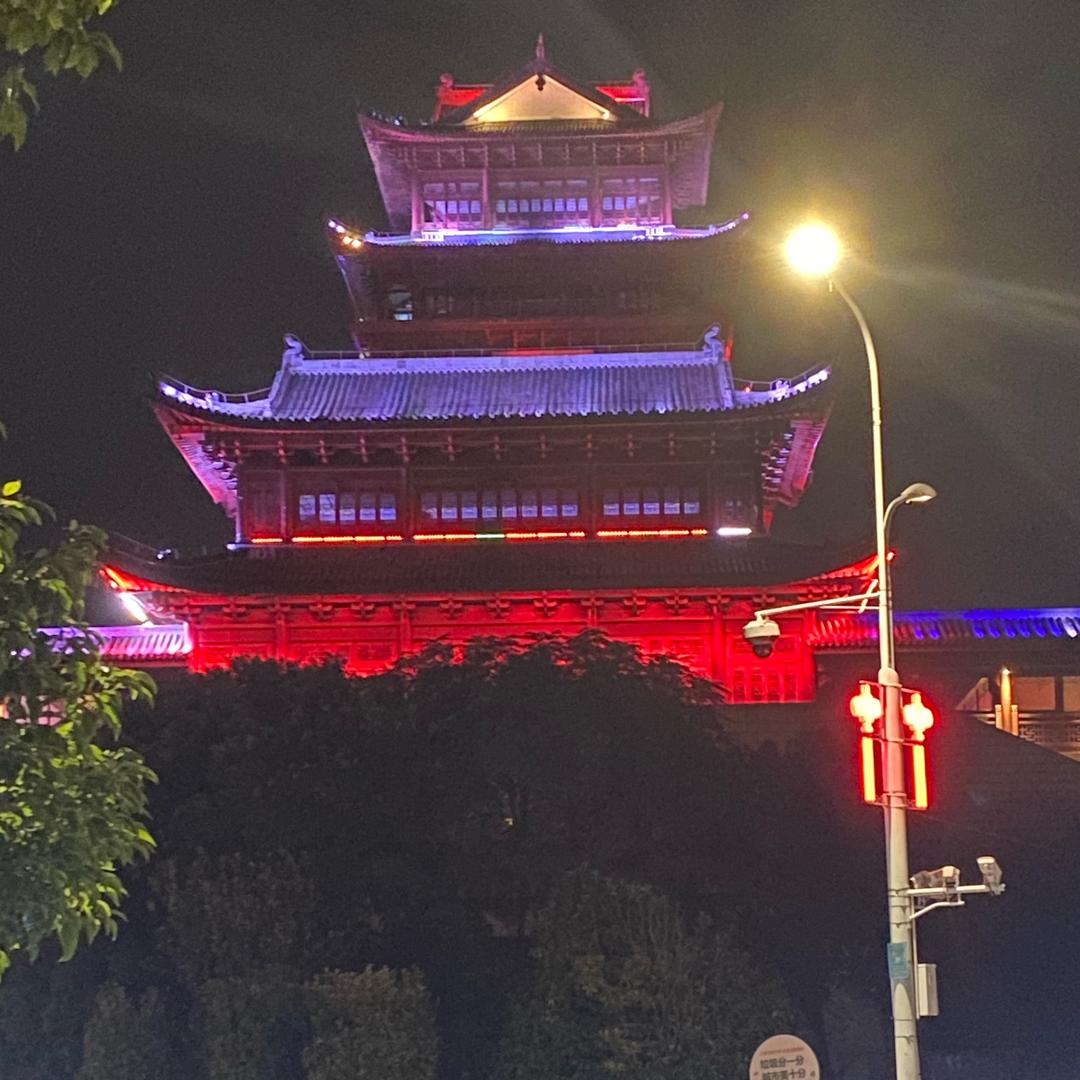 张yu