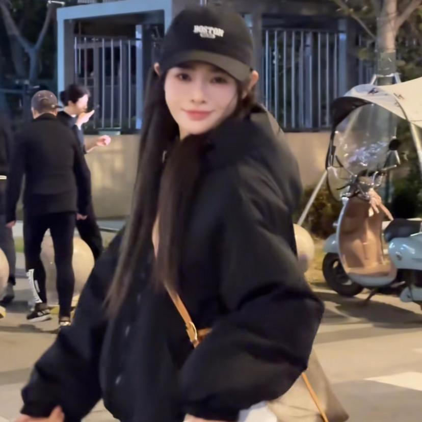 小雨女装（助理）