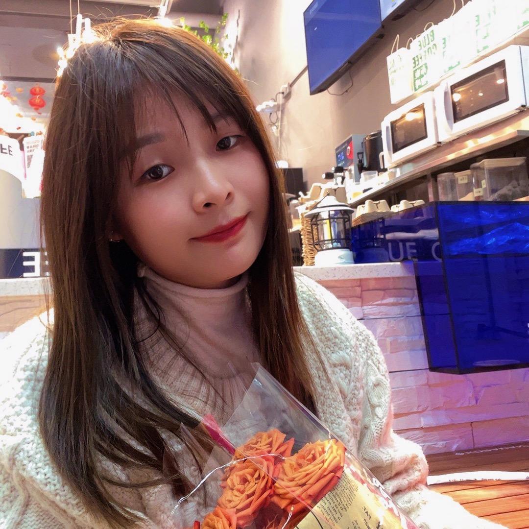 🔷莉娜