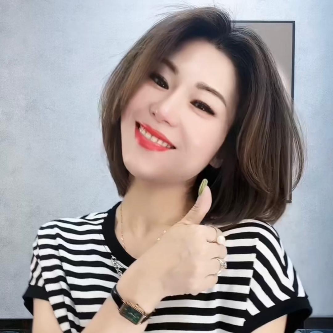 依美穿搭