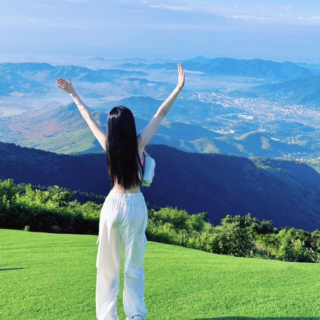 梅岭骏雅衣橱