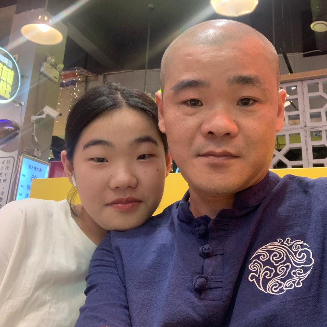 龙岩三建锁行  （因特指纹锁）