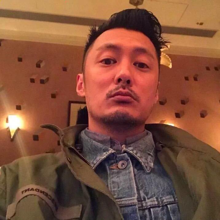 叫我：书铭啦。