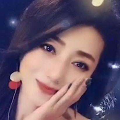 树上猫🐱🎤伤感情歌