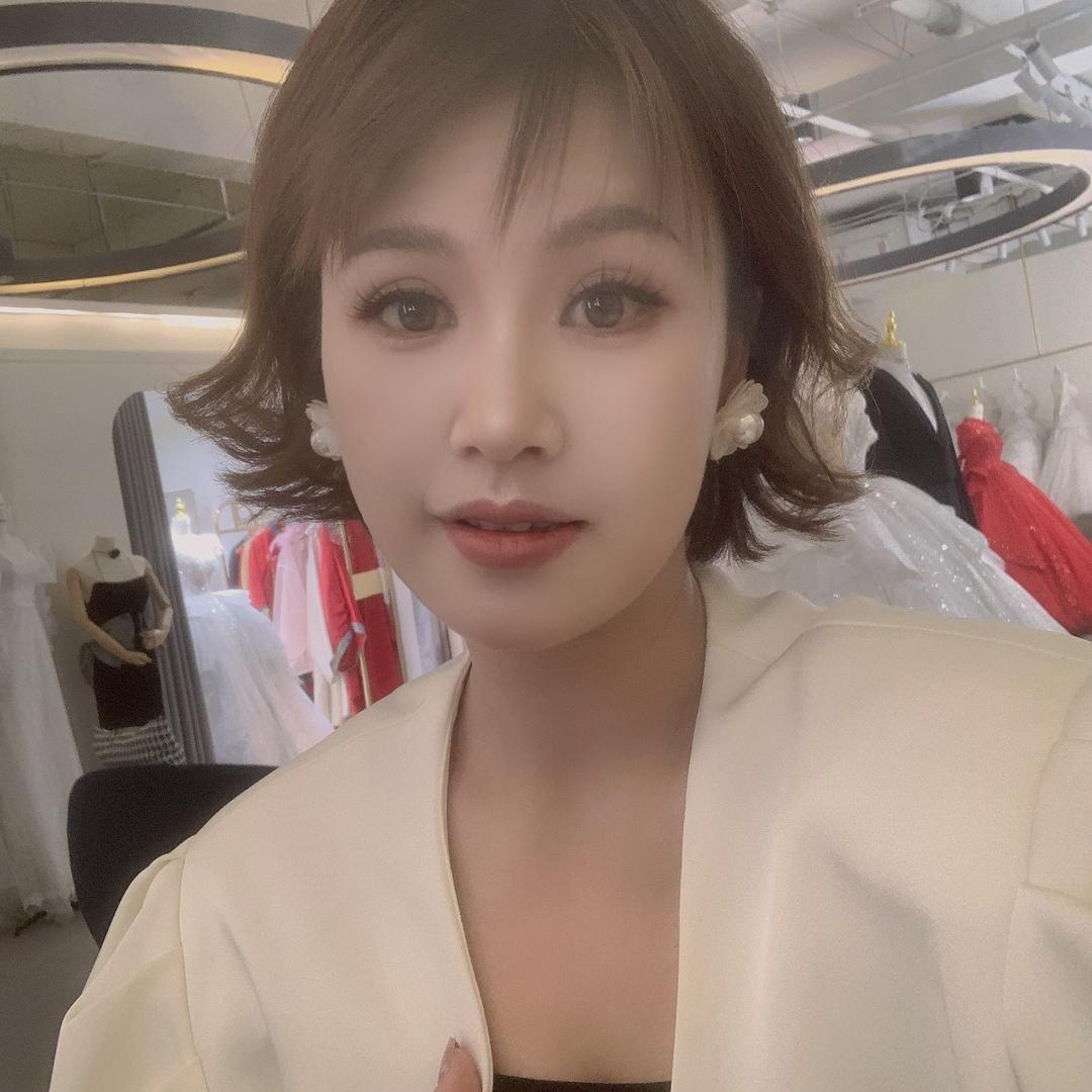 田田
