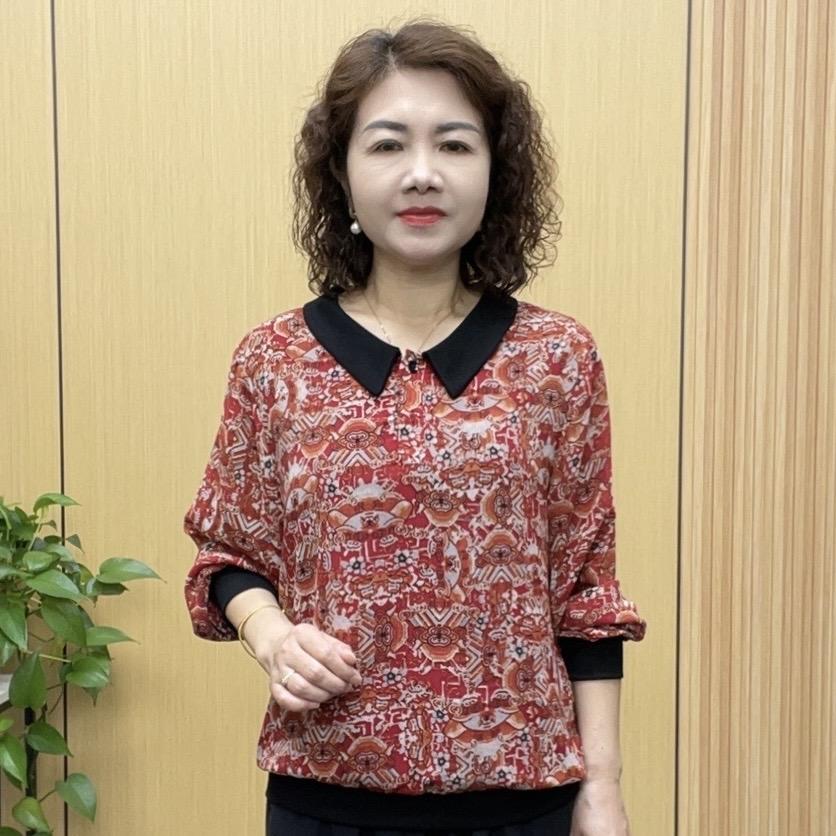梅姐精品妈妈装
