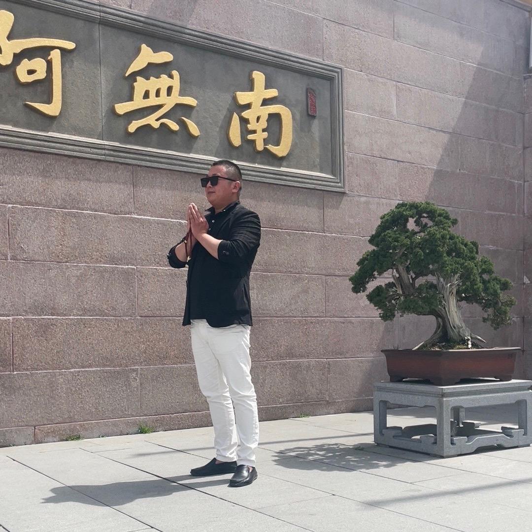 孟龙