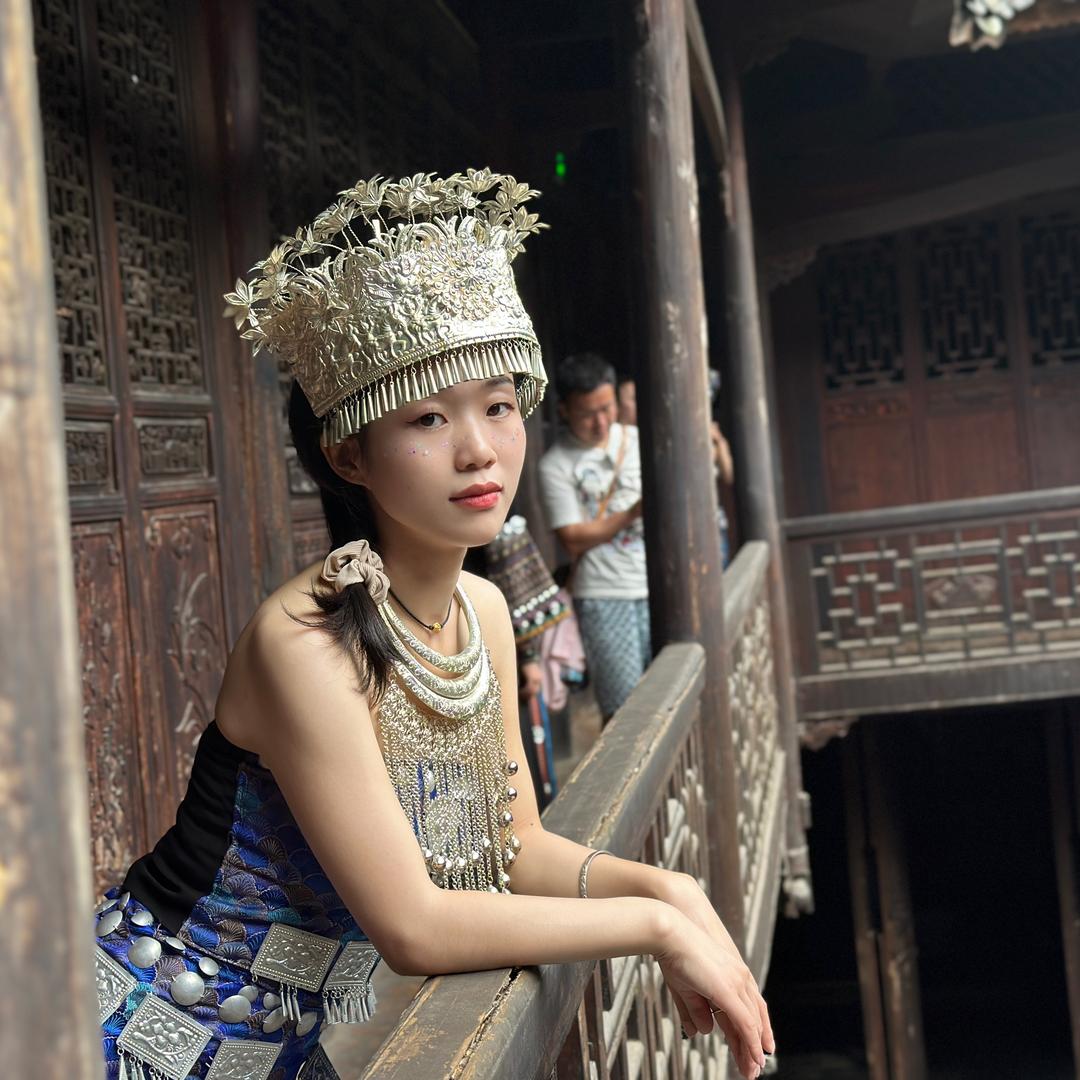 阿琴幺妹（恩施旅游咨询）