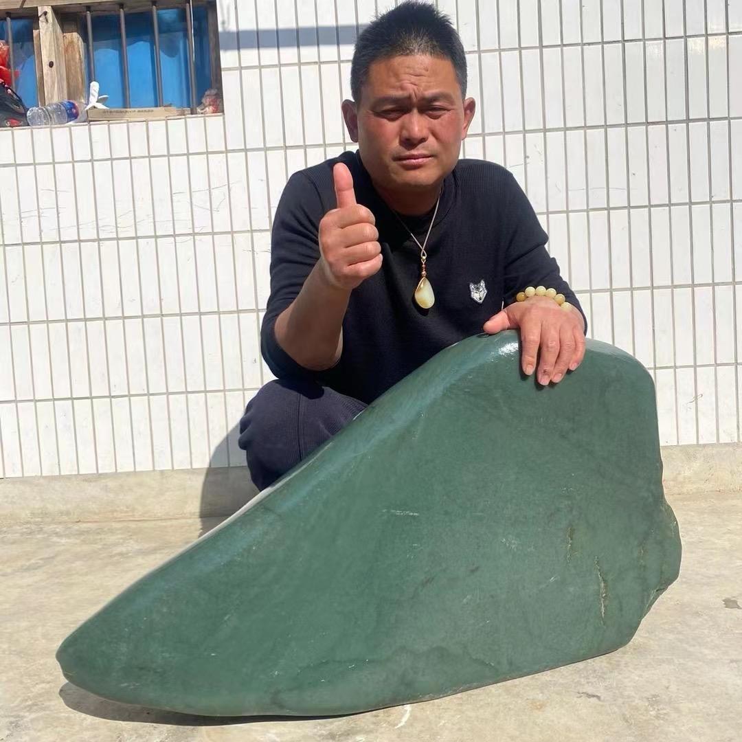 小胡寻玉