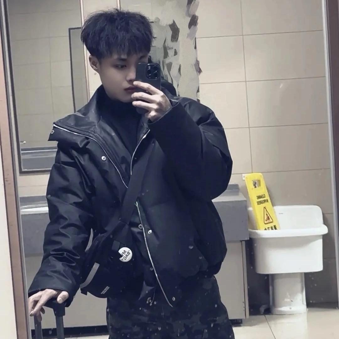 隔壁小王