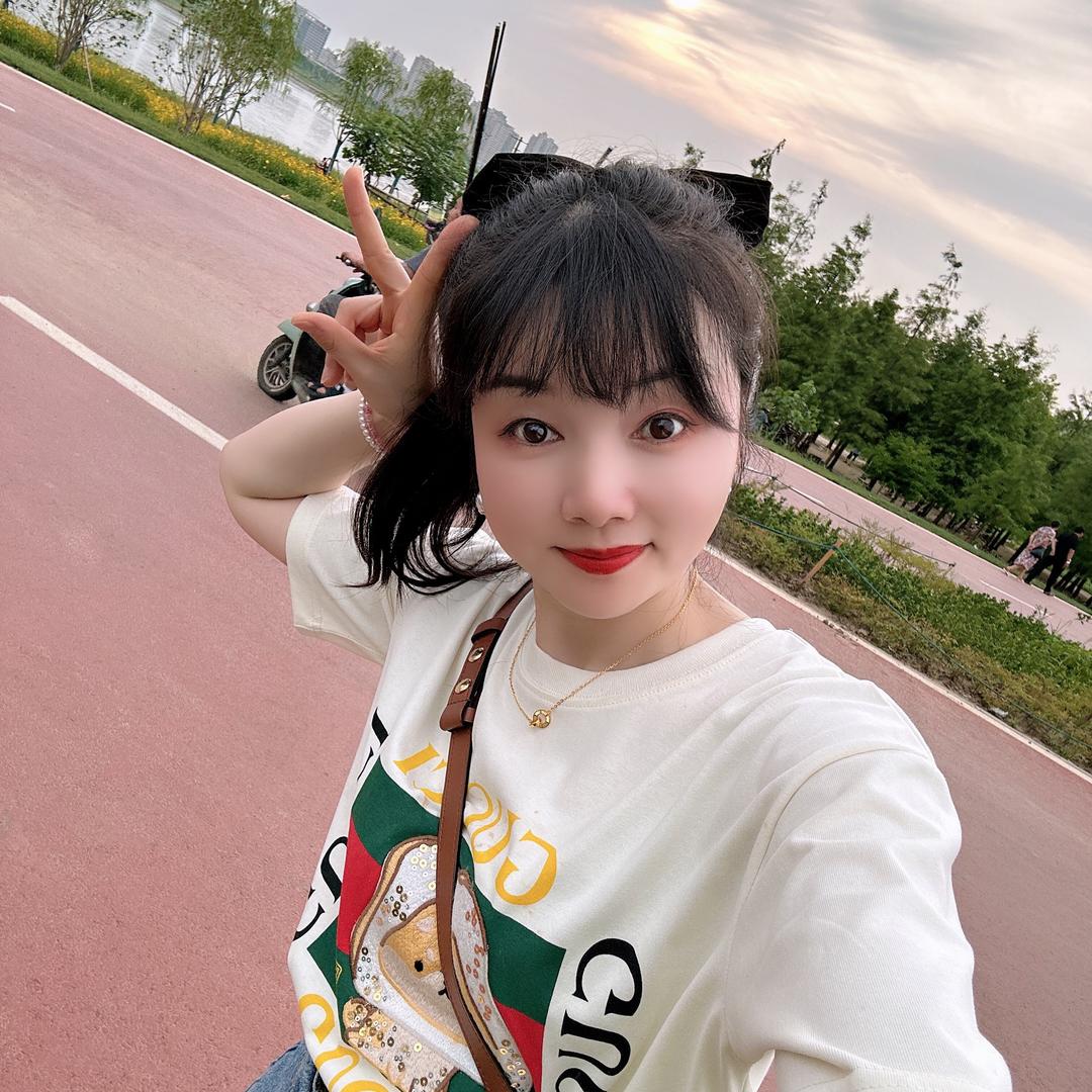 夏夏（19:05开播）