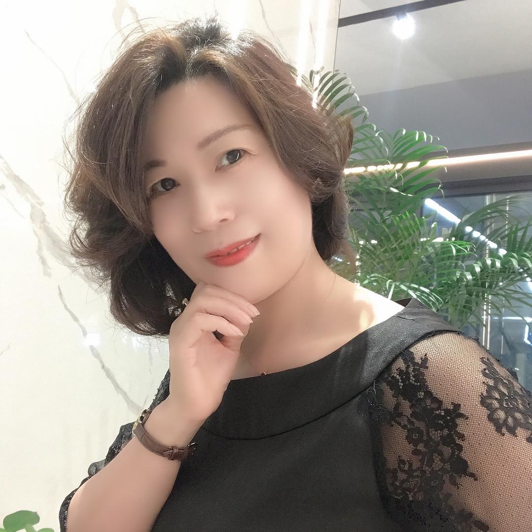 曰  月