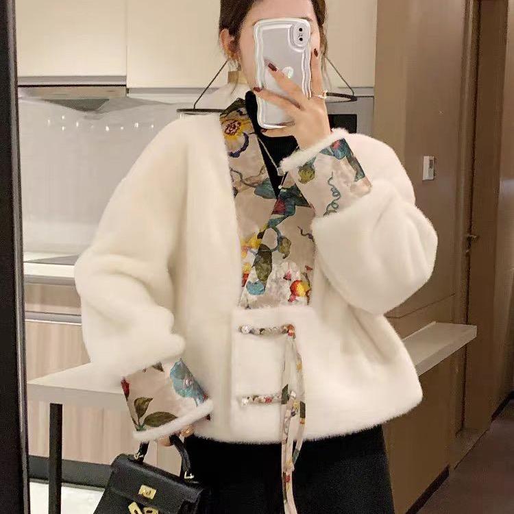 初遇服饰工厂直销
