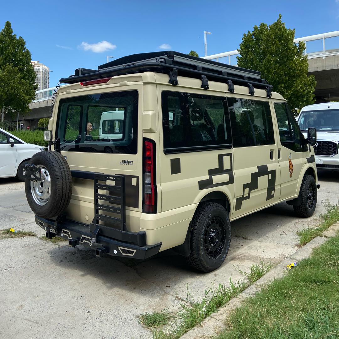 大龙床车露营车