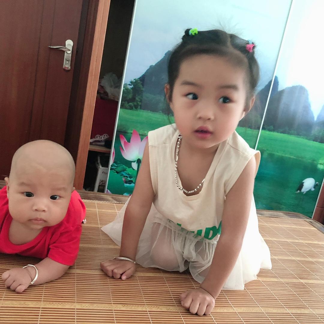 奇奇和悦悦的妈咪