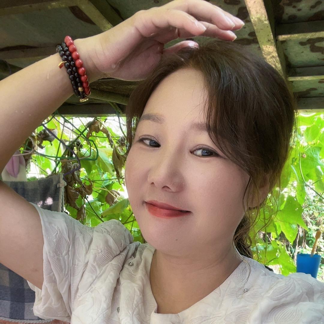 武利幂姿飞儿服装店
