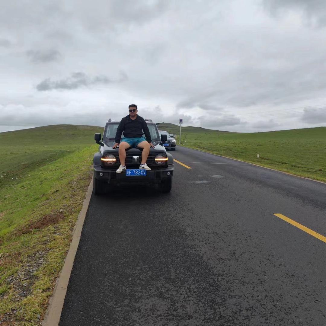 定兴四联草业小胖