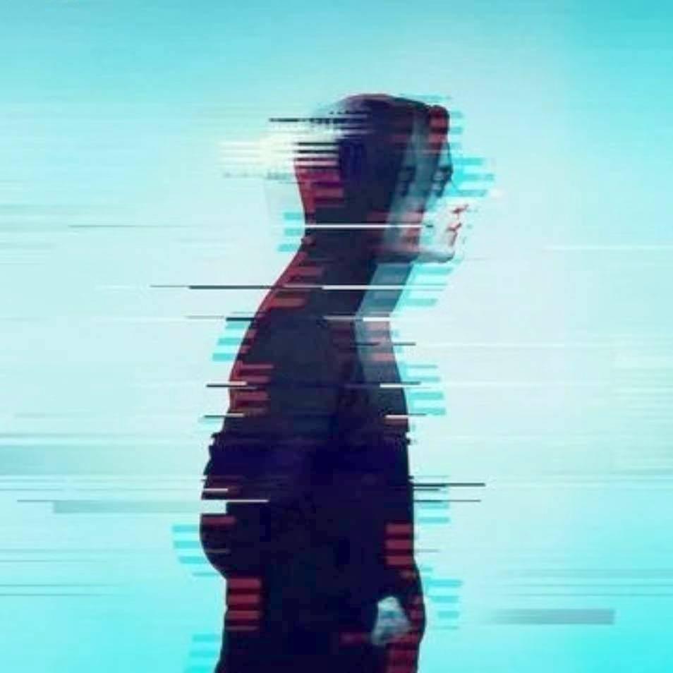 明明……