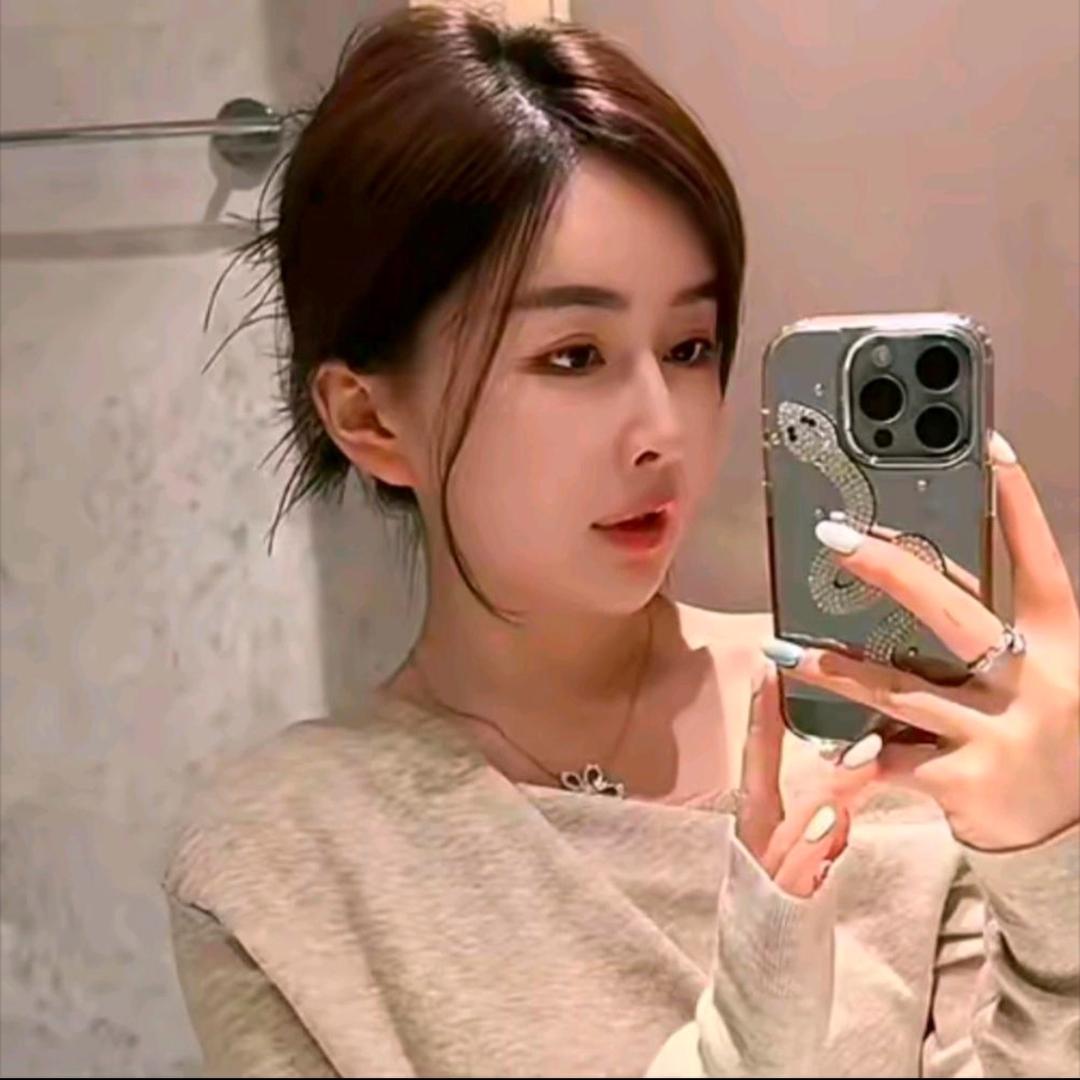 小允姐姐（爆款穿搭）