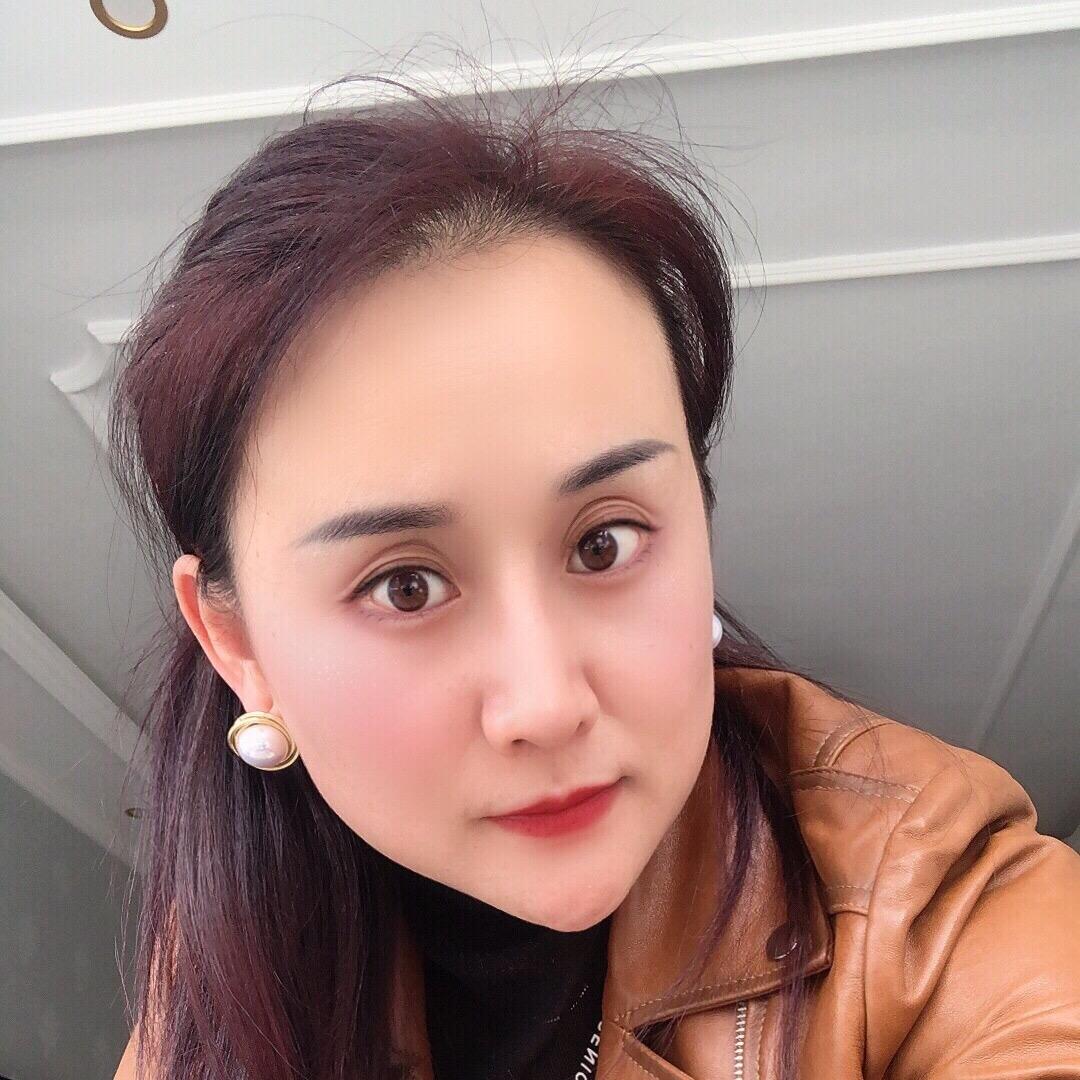 芳菲@